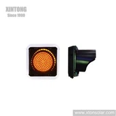 Đèn giao thông cảnh báo nhấp nháy khẩn cấp